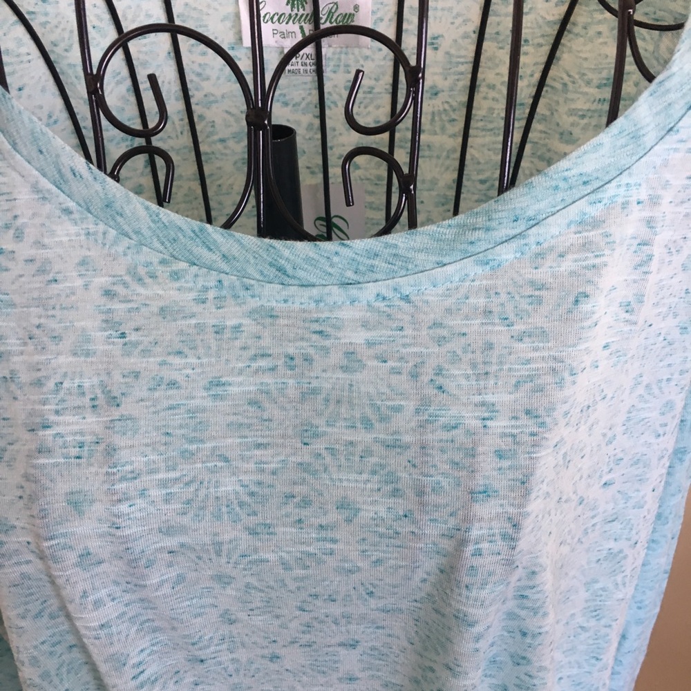 COCONUT ROW PETITE XL NWT BLUE TOP